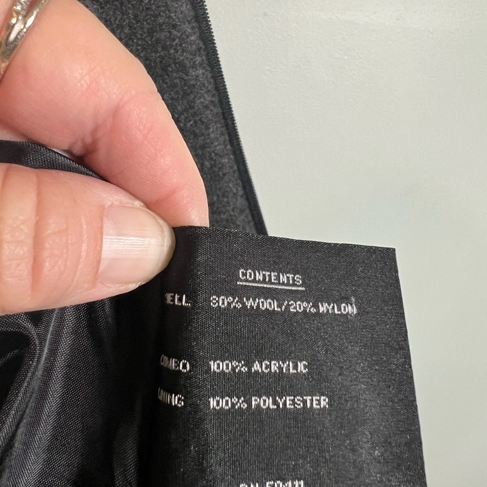 Fleet Street LTD London 80% WoolGray Utility Jacket with Hood and Zipper Closure - Picture 4 of 4